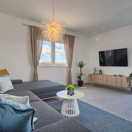 Niki's Sea-view Daire